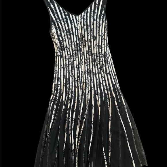 Chic Black and Silver Striped Midi Dress - Picture 3 of 7